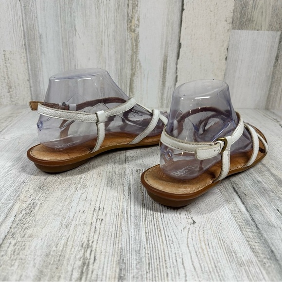Born Women Mai in White Summer Flat Sandals #510 - Picture 7 of 11